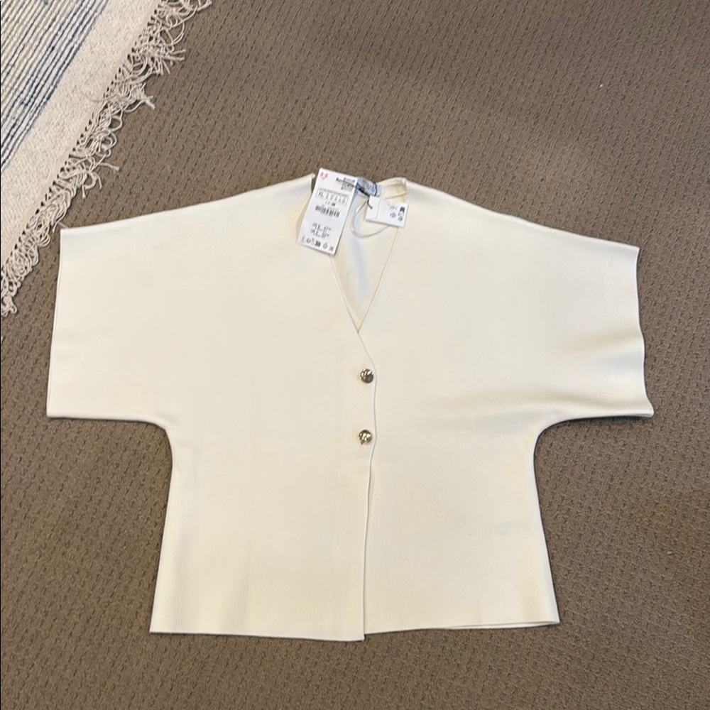 Zara Cream Textured V-Neck Sweater Gold buttons XL